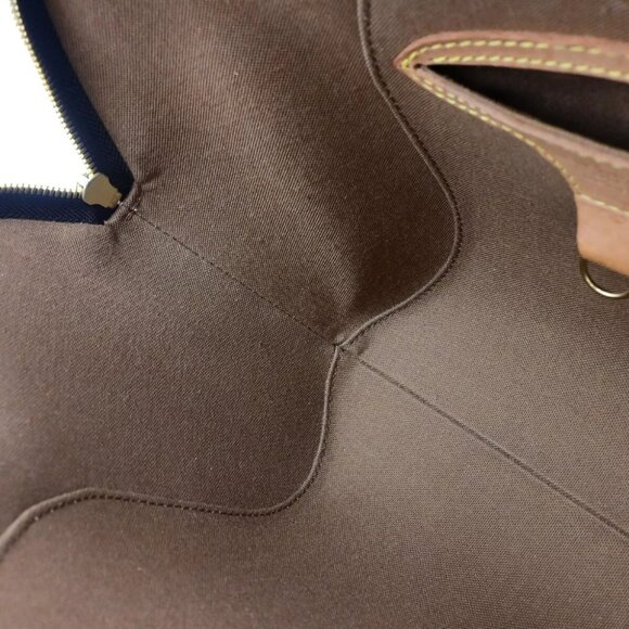 AUTHENTICITY GUARANTEED LOUIS VUITTON LV Logo Ellipse PM Hand Bag Monogram - Picture 8 of 10